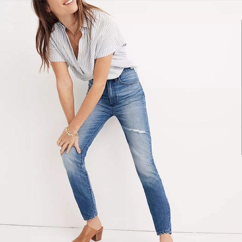 Madewell High-Rise Slim Straight Jeans in Medium Blue Wash